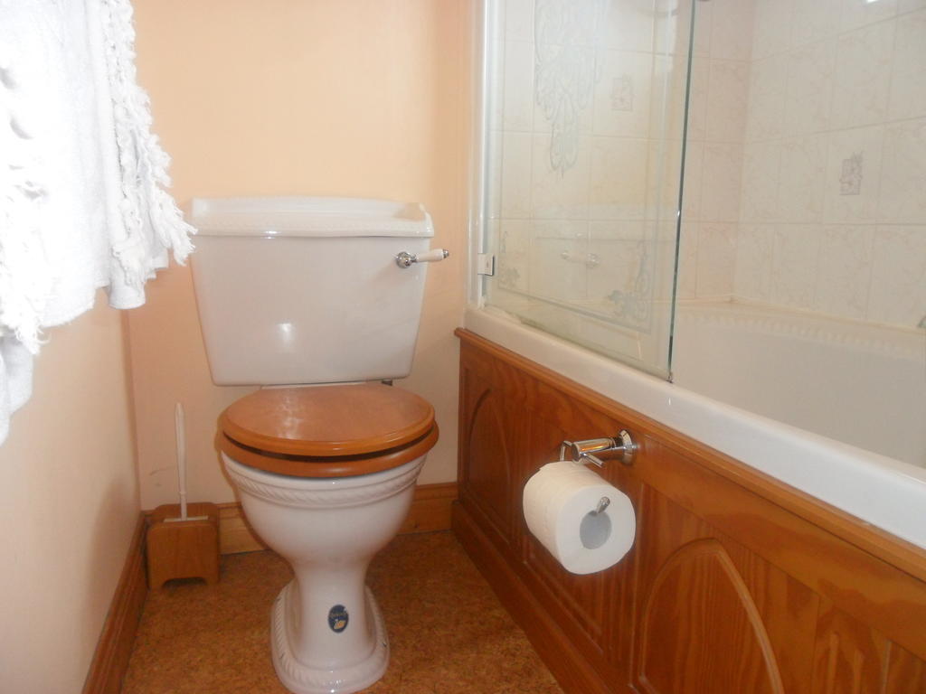 Glen House Room Only Accommodation Youghal Room photo