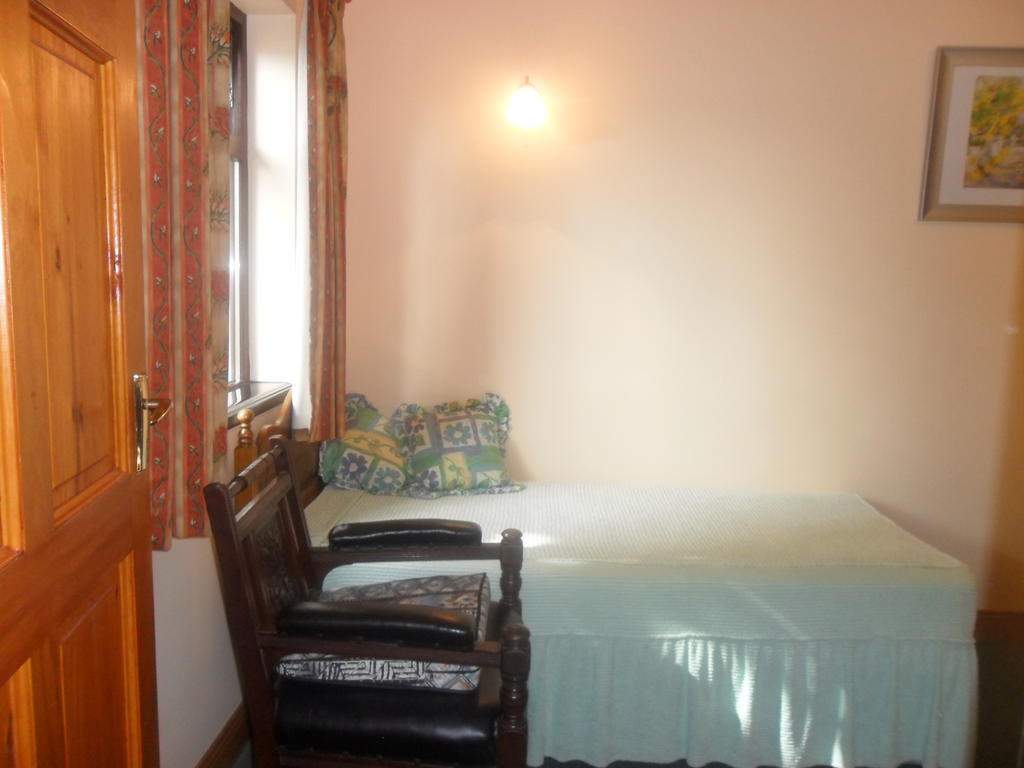 Glen House Room Only Accommodation Youghal Room photo
